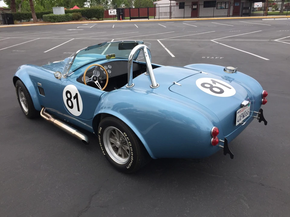 Shelby Cobra Replica - Image 4 of 31