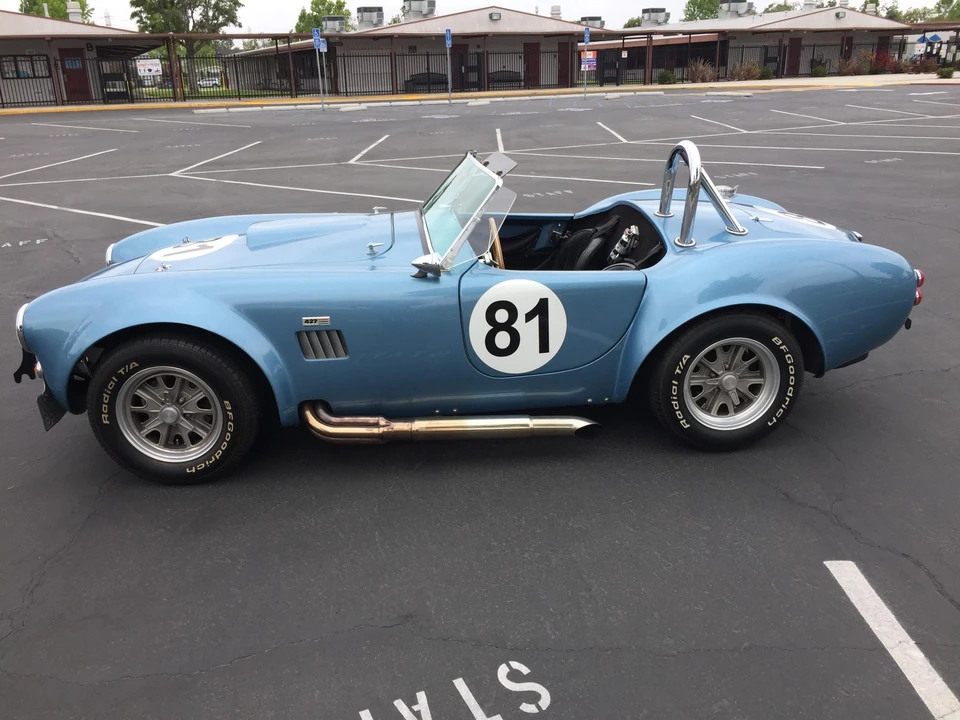 Shelby Cobra Replica - Image 3 of 31