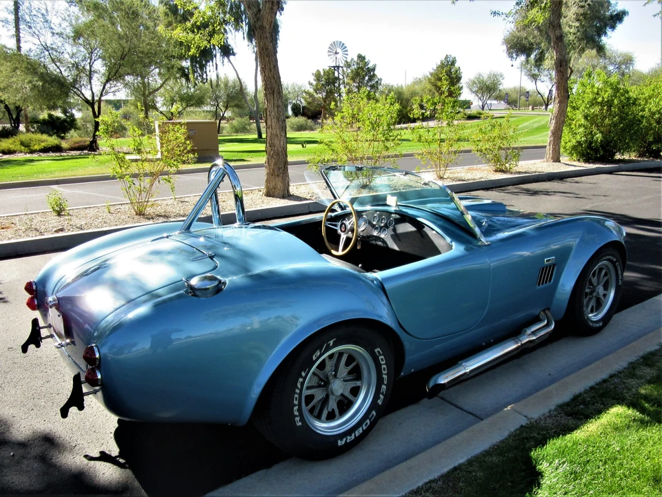 Shelby Cobra Replica - Image 10 of 31
