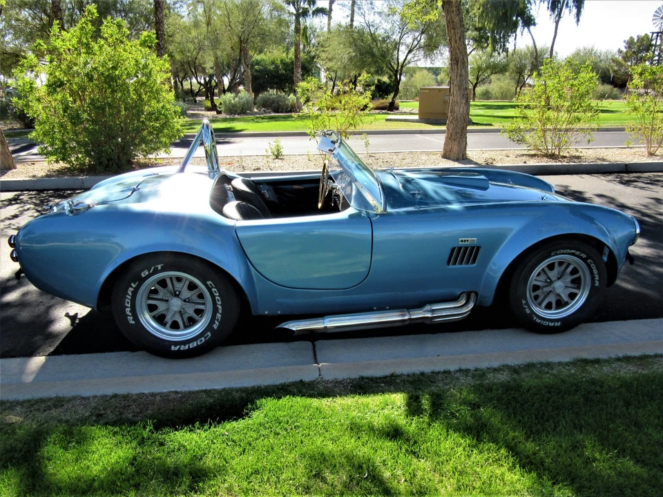 Shelby Cobra Replica - Image 11 of 31