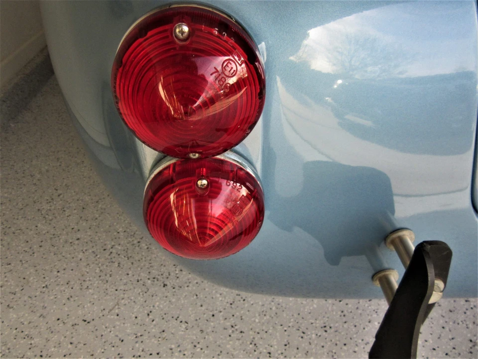 Shelby Cobra Replica - Image 20 of 31