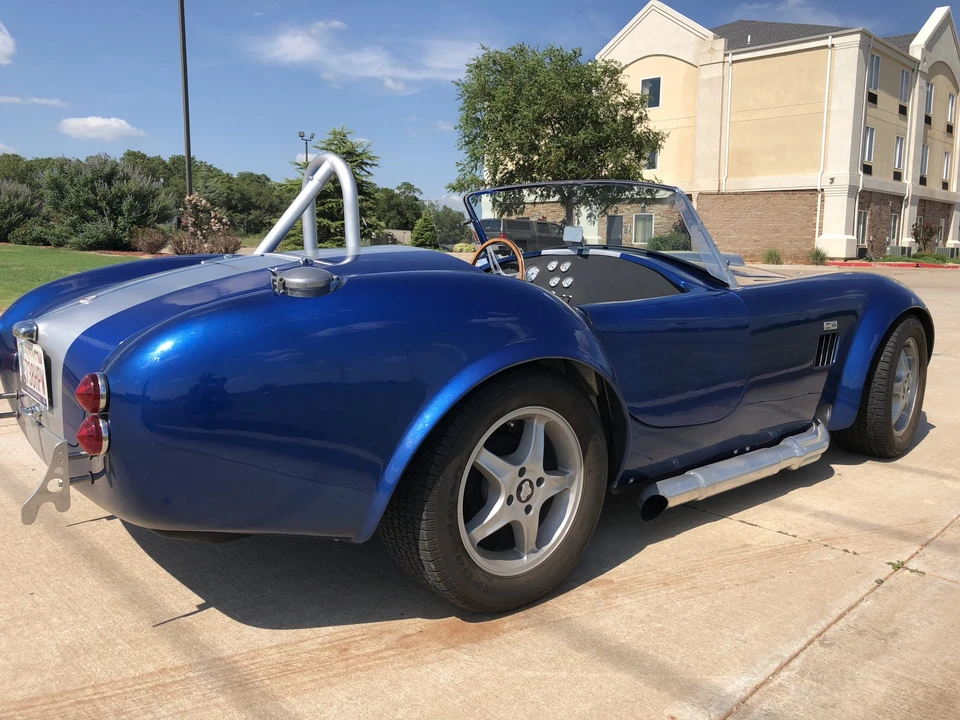 Shelby Cobra Replica - Image 13 of 31