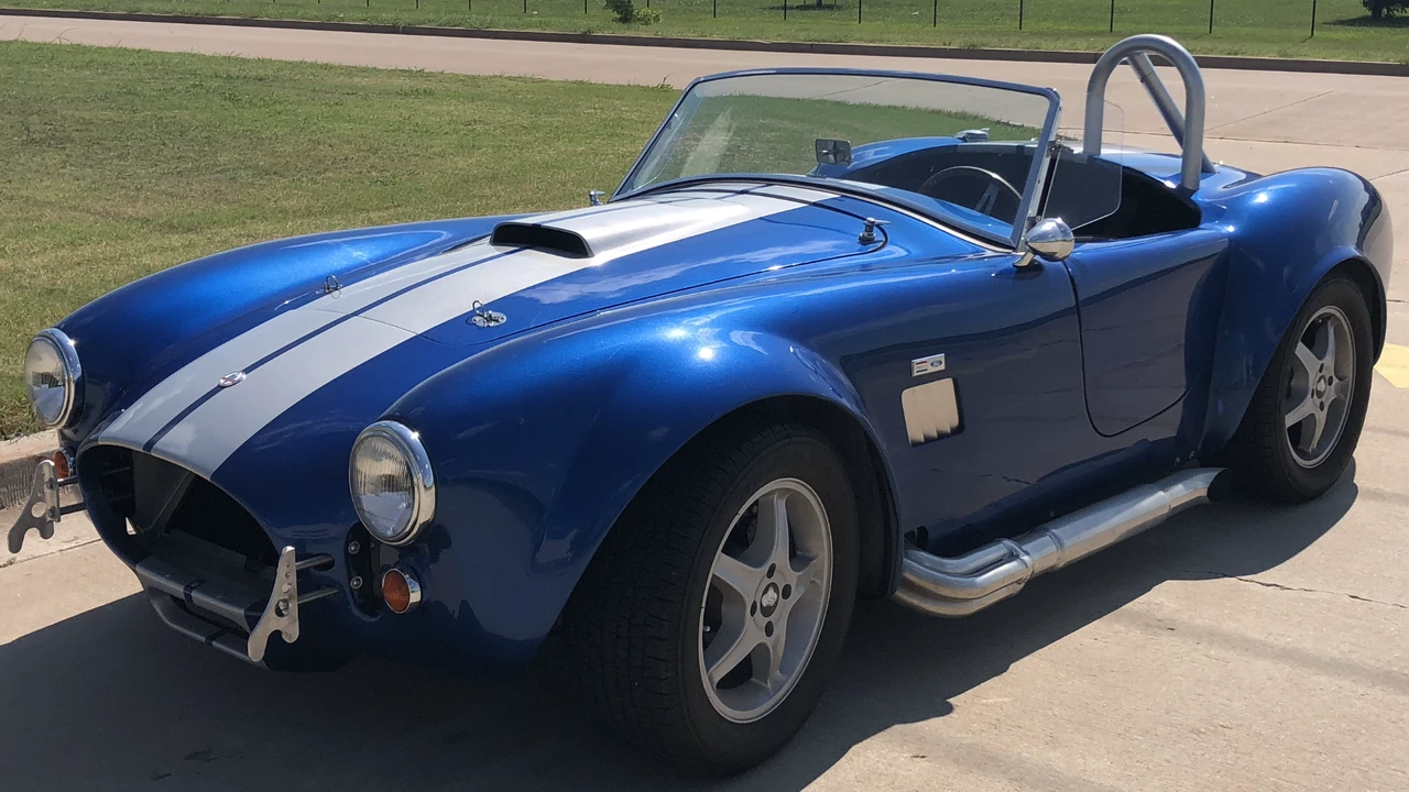 Shelby Cobra Replica - Image 7 of 31