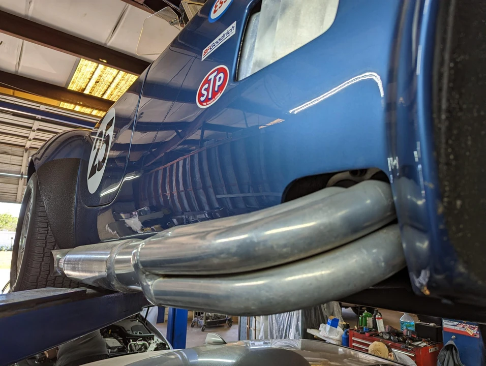 Shelby Cobra Replica - Image 22 of 31