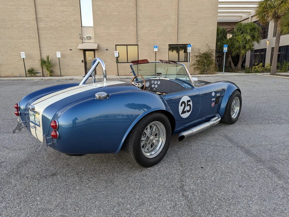 Shelby Cobra Replica - Image 8 of 31