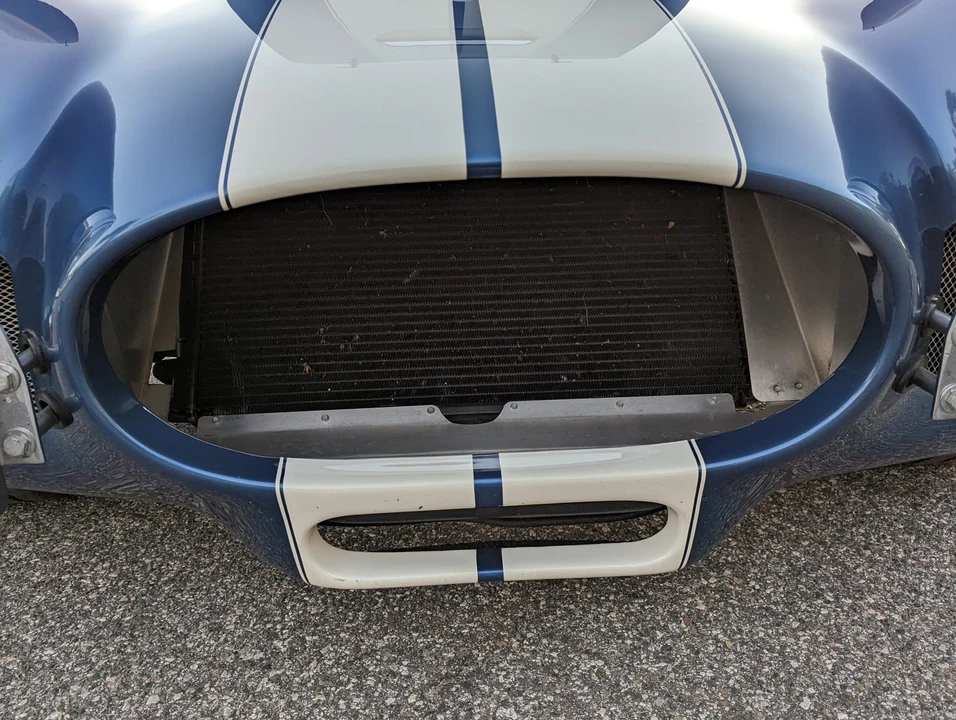 Shelby Cobra Replica - Image 11 of 31