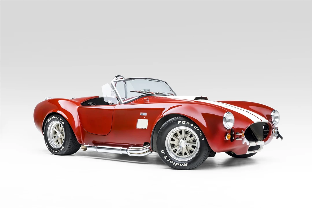 Shelby Cobra Replica - Image 17 of 31