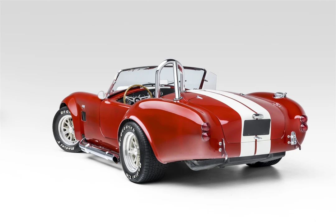 Shelby Cobra Replica - Image 8 of 31
