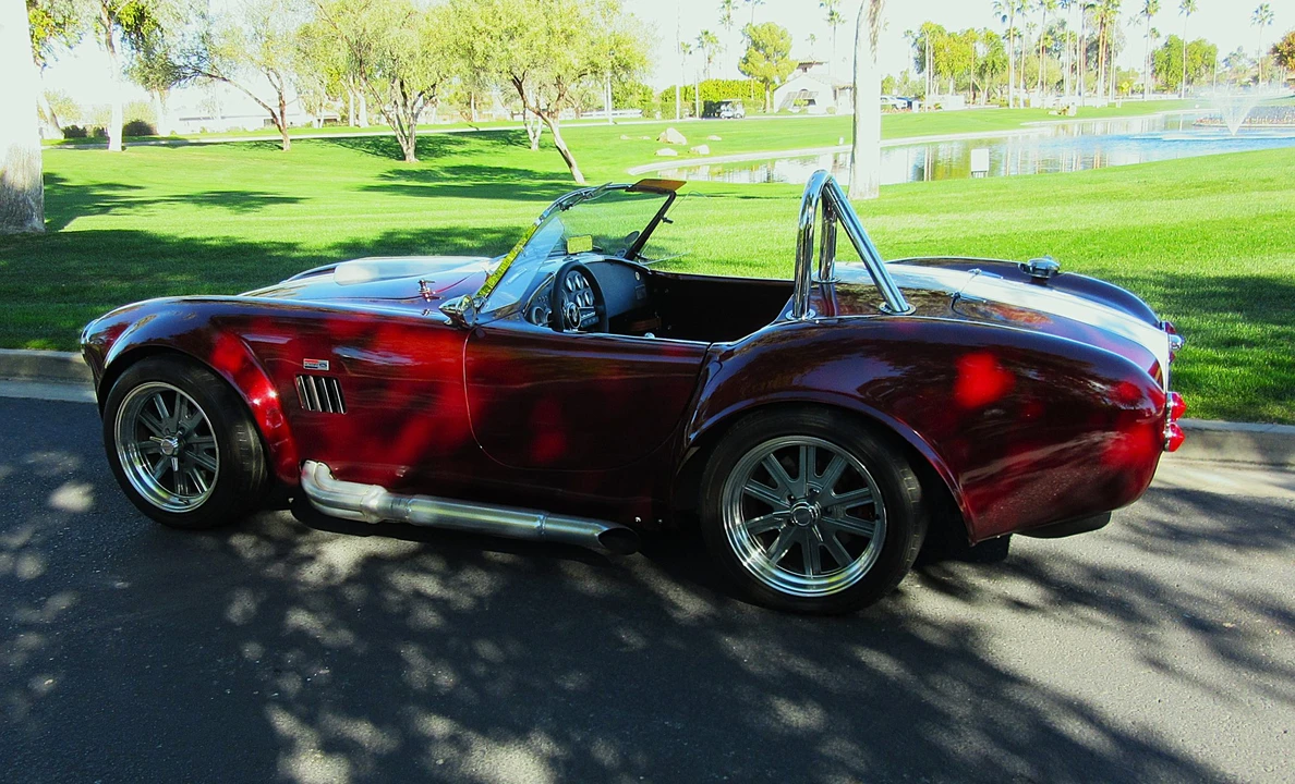 Shelby Cobra Replica - Image 6 of 31