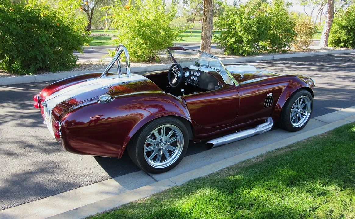 Shelby Cobra Replica - Image 10 of 31