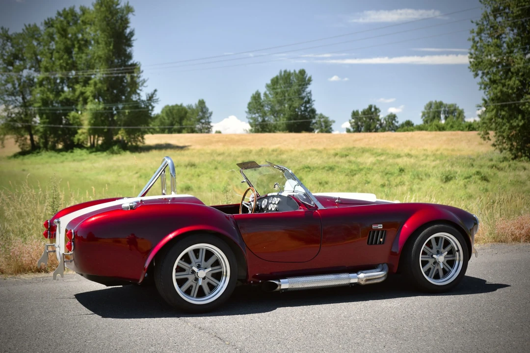 Shelby Cobra Replica - Image 21 of 31