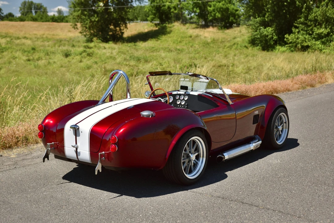 Shelby Cobra Replica - Image 20 of 31