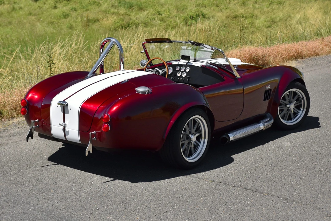 Shelby Cobra Replica - Image 17 of 31
