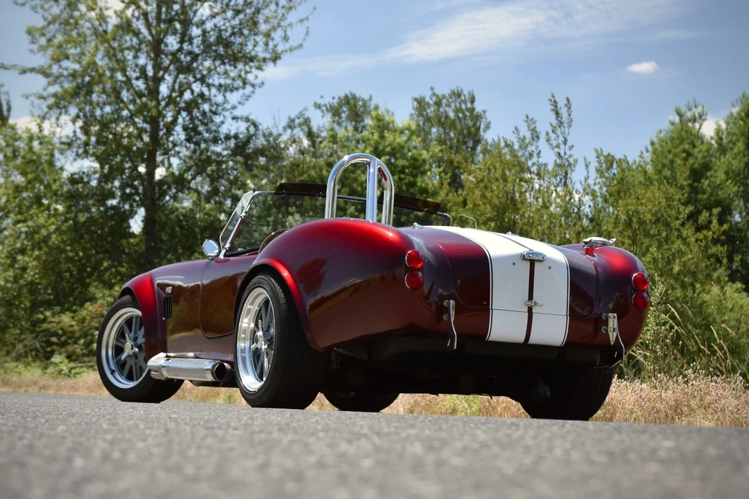 Shelby Cobra Replica - Image 14 of 31