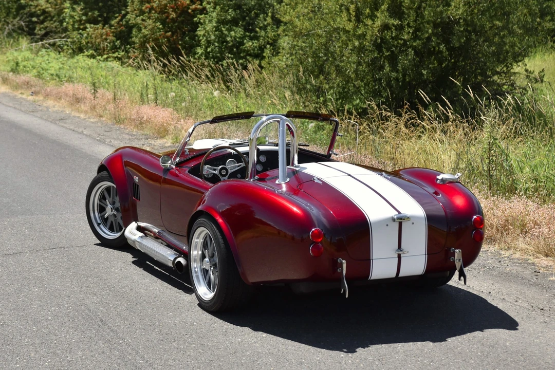 Shelby Cobra Replica - Image 13 of 31