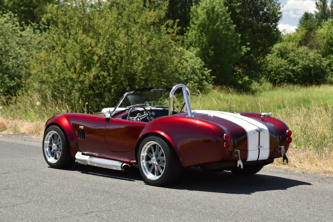 Shelby Cobra Replica - Image 10 of 31