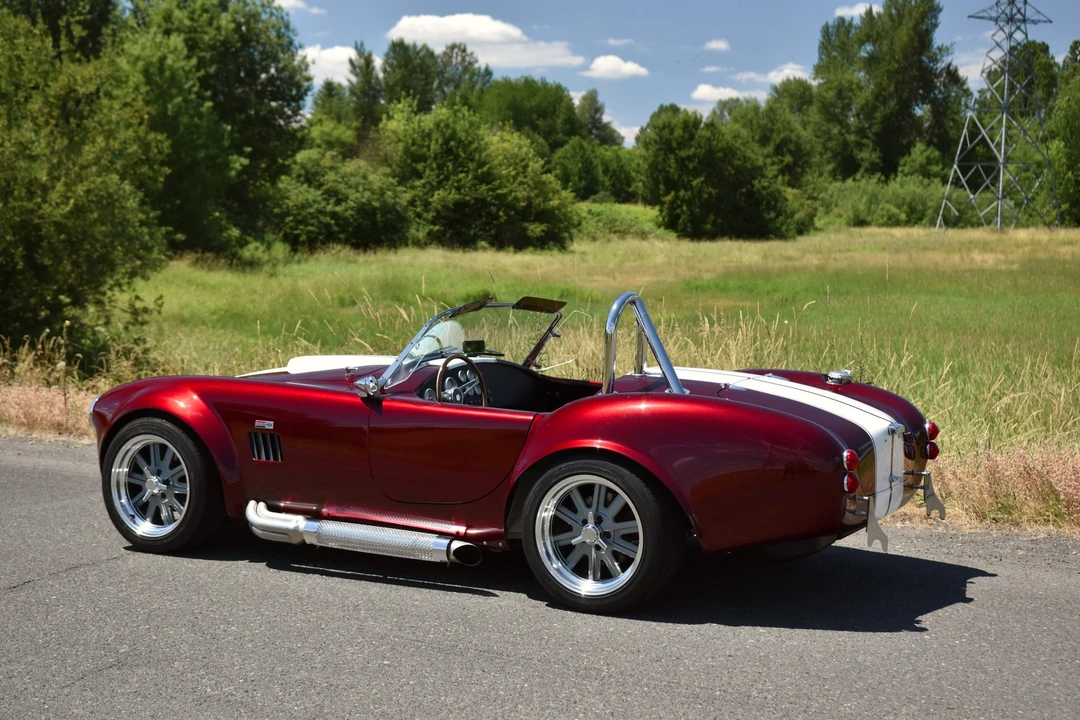 Shelby Cobra Replica - Image 9 of 31