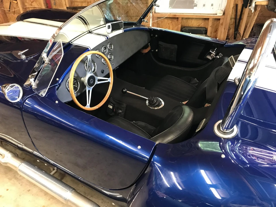 Shelby Cobra Replica - Image 23 of 31