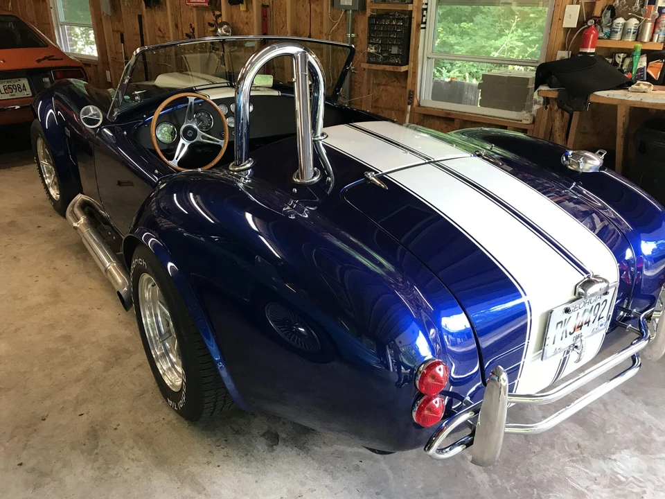 Shelby Cobra Replica - Image 9 of 31