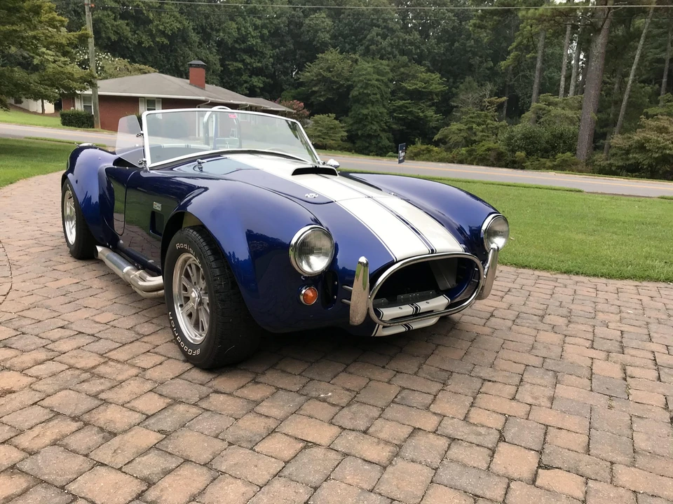 Shelby Cobra Replica - Image 5 of 31