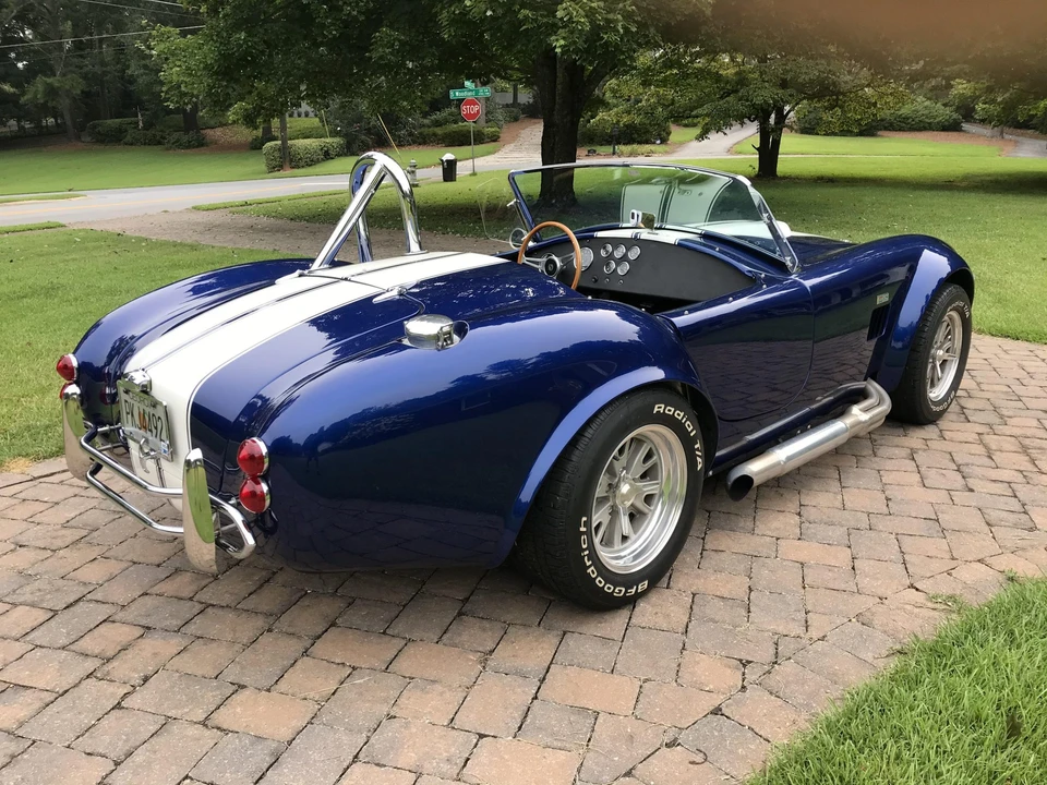 Shelby Cobra Replica - Image 4 of 31