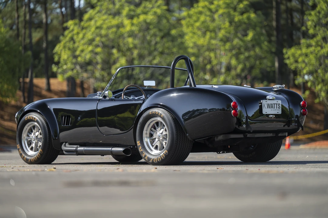 Shelby Cobra Replica - Image 21 of 31