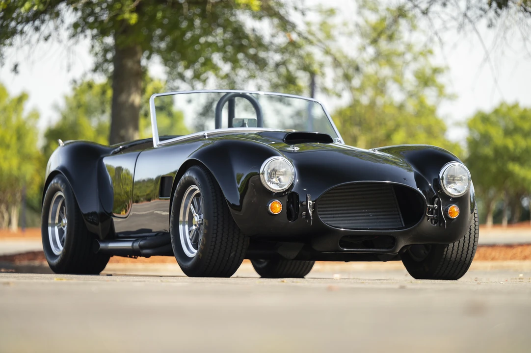 Shelby Cobra Replica - Image 4 of 31