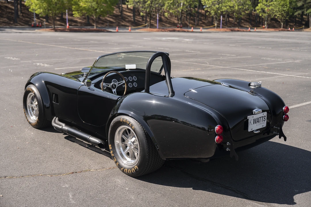 Shelby Cobra Replica - Image 20 of 31
