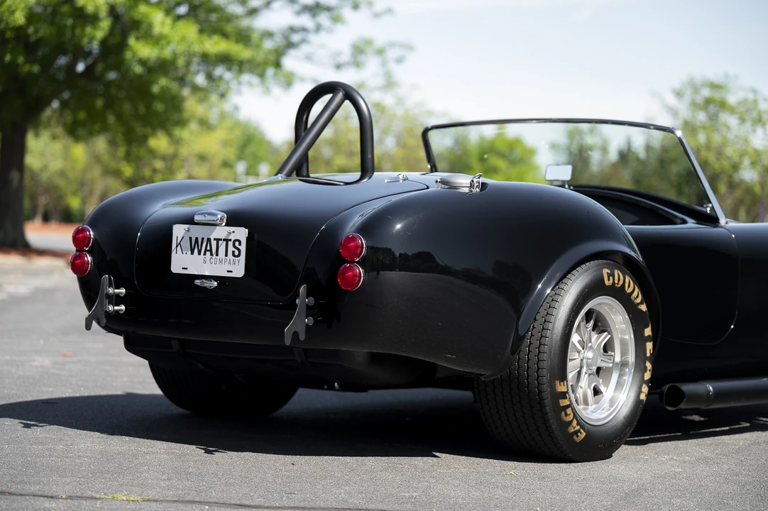 Shelby Cobra Replica - Image 31 of 31