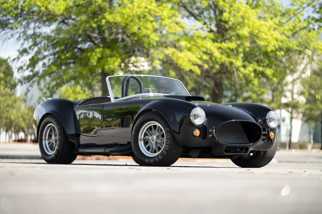 Shelby Cobra Replica - Image 5 of 31