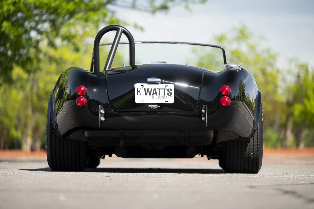 Shelby Cobra Replica - Image 15 of 31