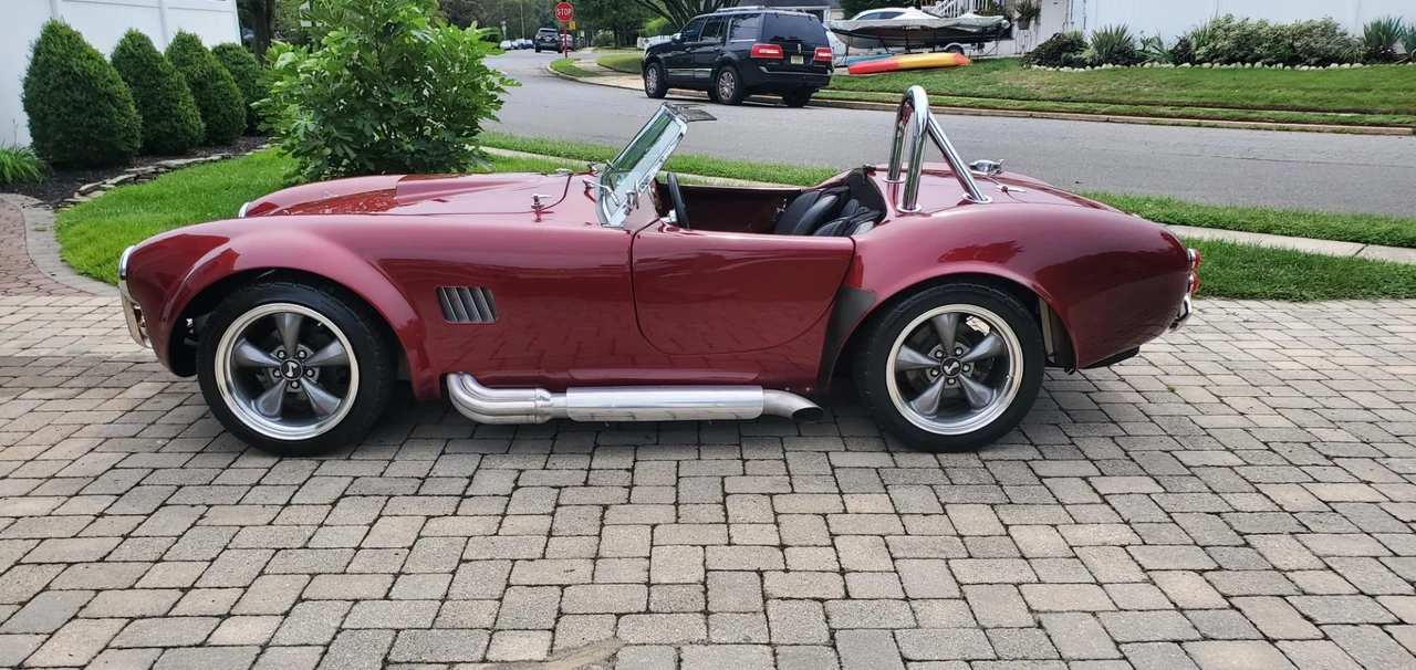 Shelby Cobra Replica - Image 8 of 31