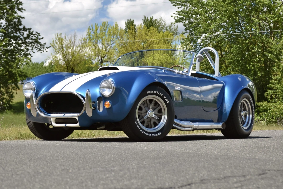 Shelby Cobra Replica - Image 24 of 31