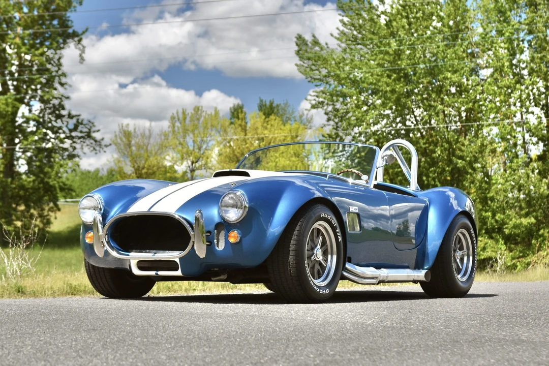 Shelby Cobra Replica - Image 28 of 31