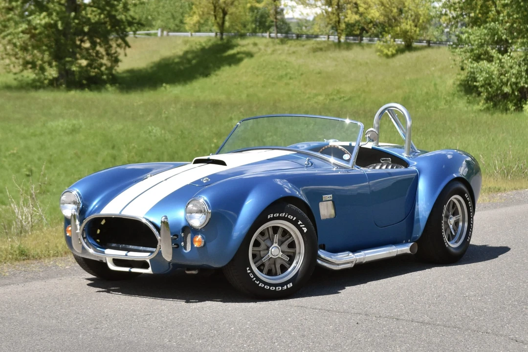 Shelby Cobra Replica - Image 25 of 31