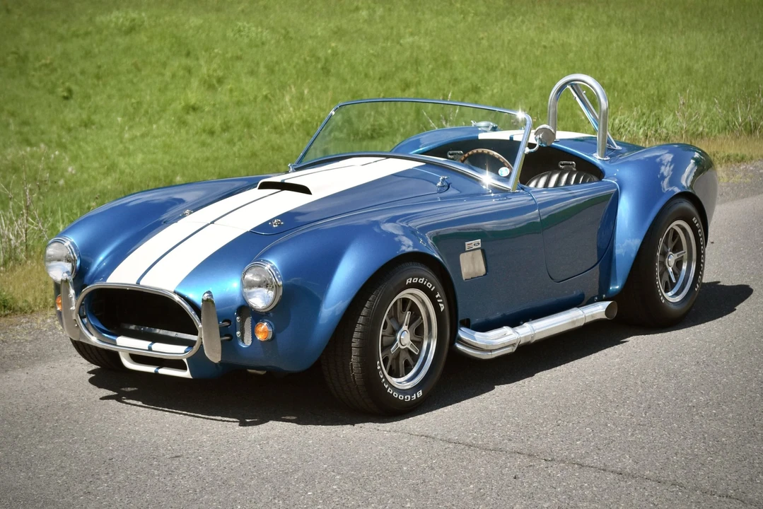 Shelby Cobra Replica - Image 27 of 31