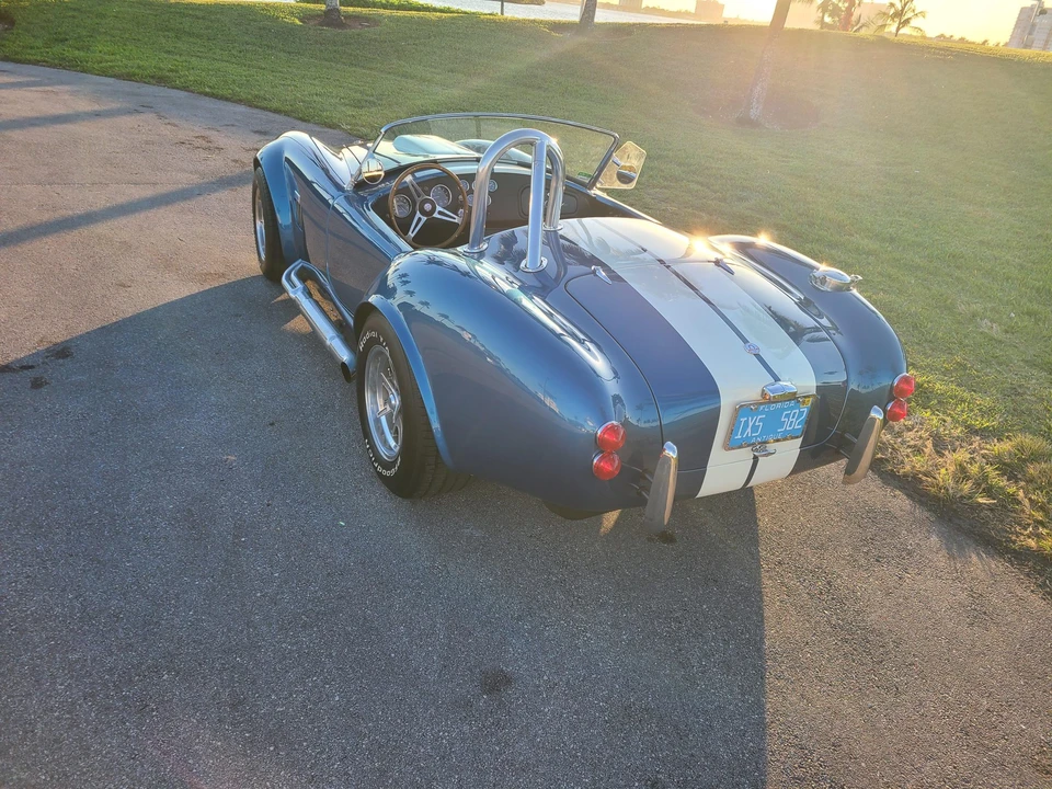 Shelby Cobra Replica - Image 10 of 31