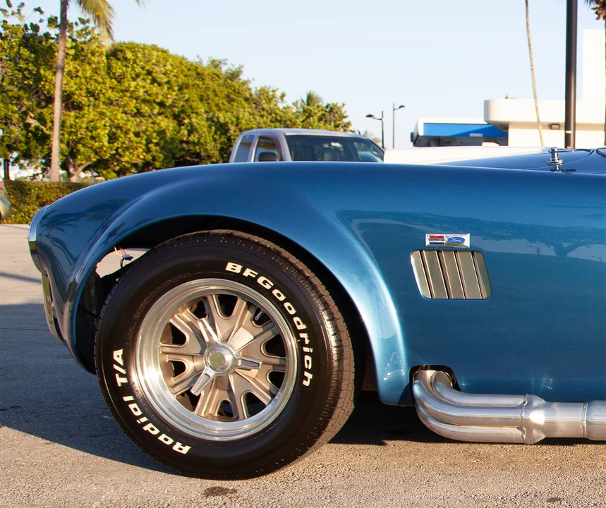 Shelby Cobra Replica - Image 24 of 31
