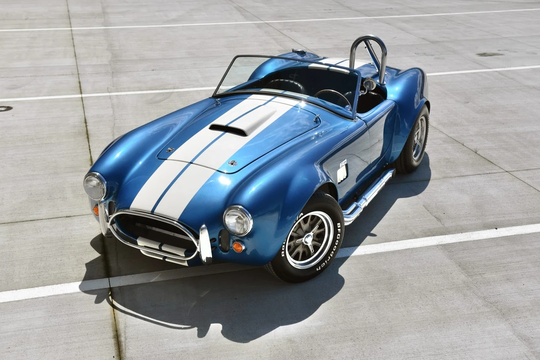Shelby Cobra Replica - Image 20 of 31