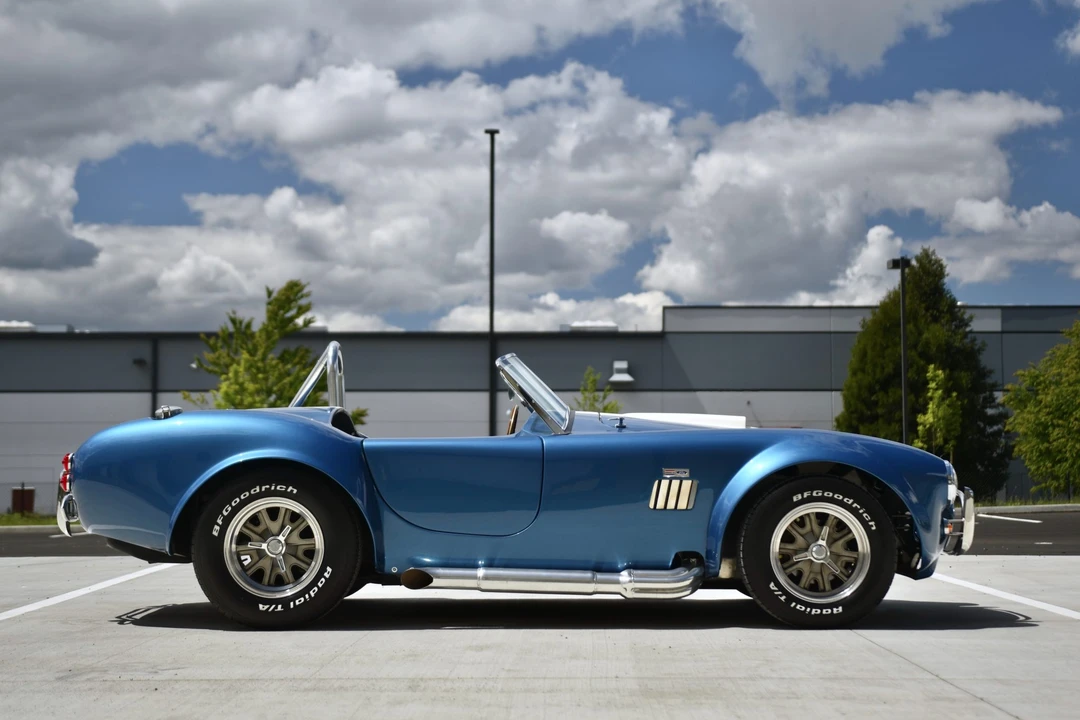 Shelby Cobra Replica - Image 5 of 31