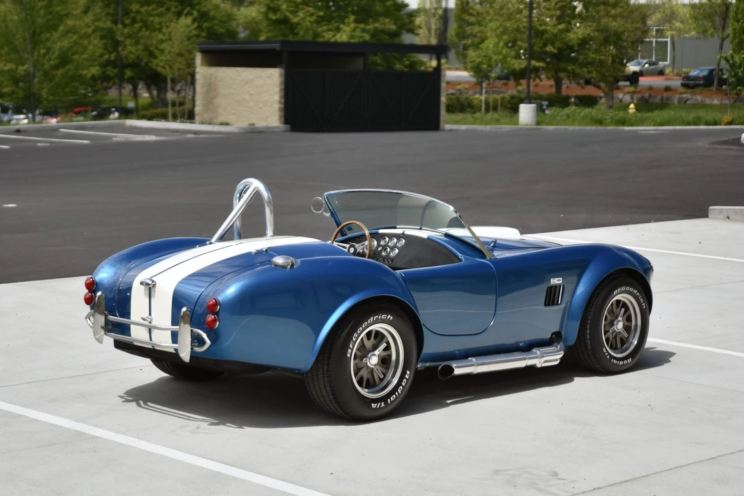 Shelby Cobra Replica - Image 6 of 31