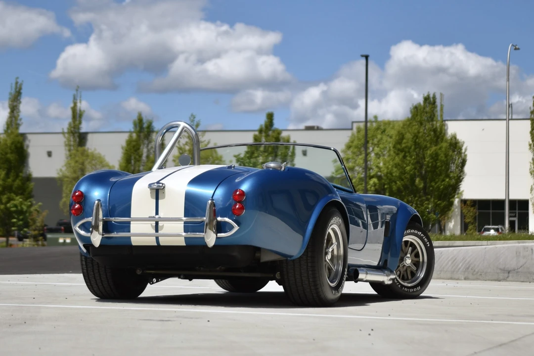 Shelby Cobra Replica - Image 14 of 31