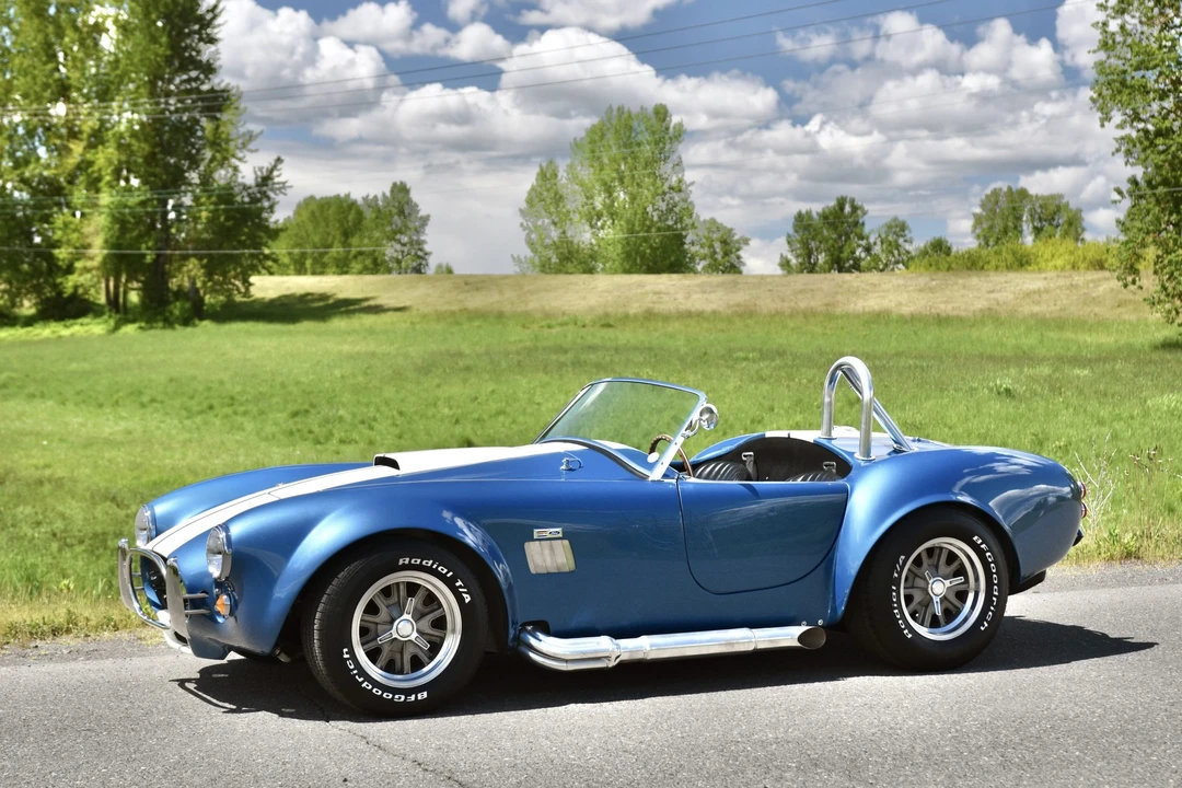 Shelby Cobra Replica - Image 23 of 31