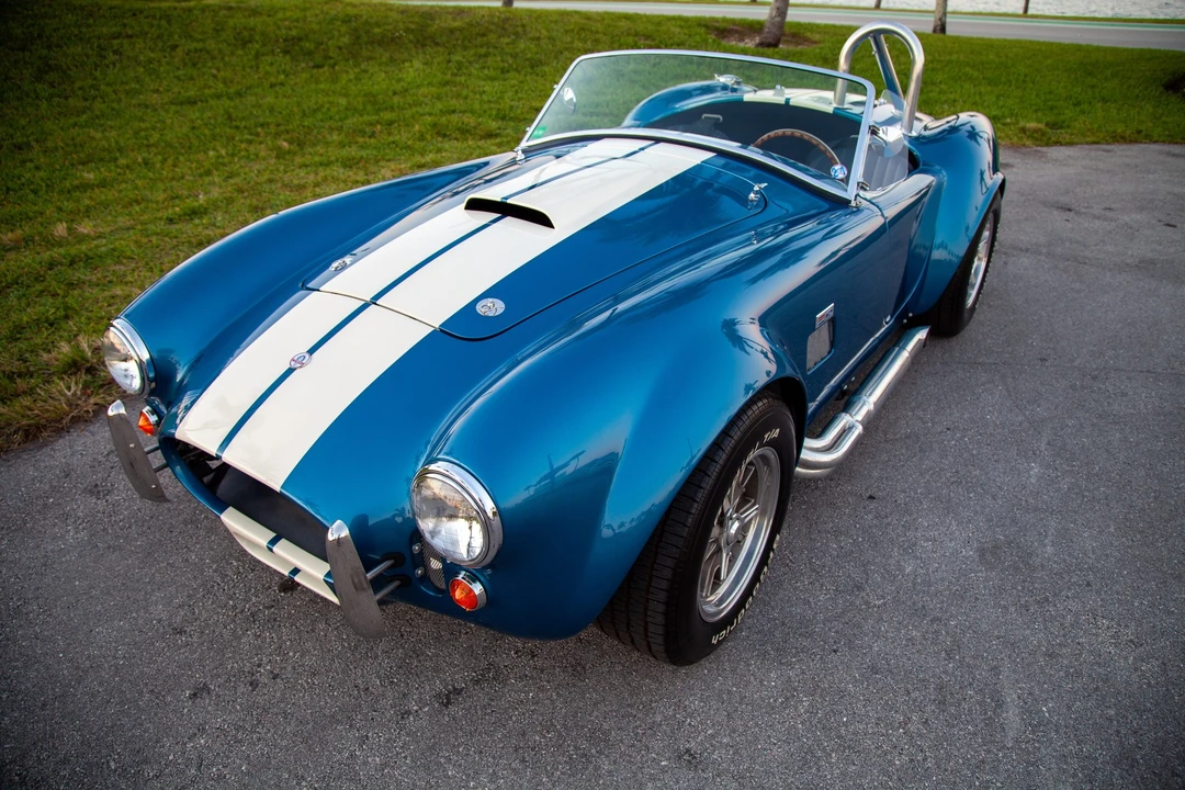 Shelby Cobra Replica - Image 6 of 31