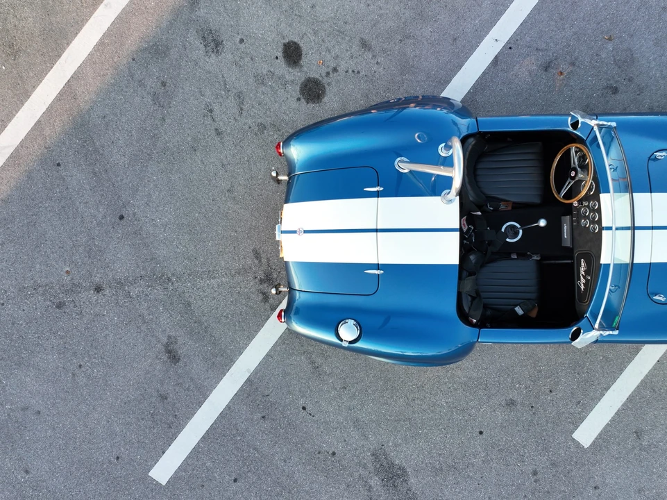 Shelby Cobra Replica - Image 16 of 31