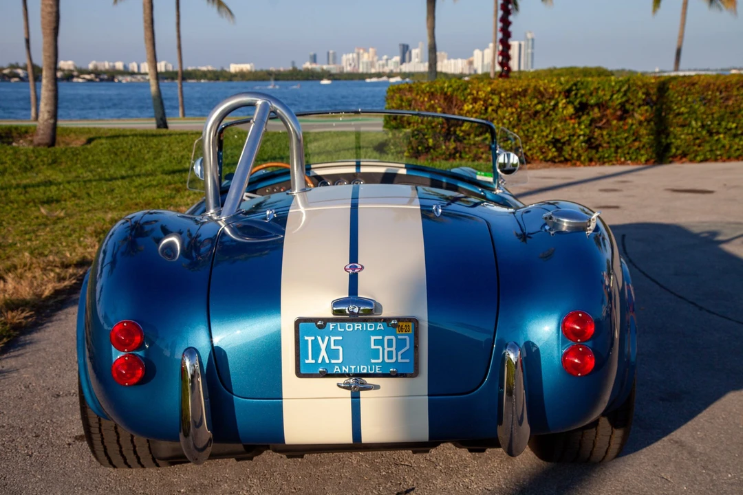 Shelby Cobra Replica - Image 11 of 31