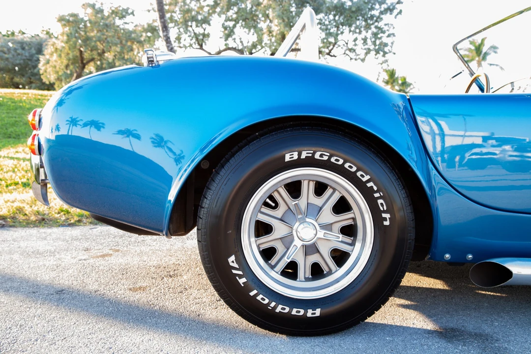 Shelby Cobra Replica - Image 19 of 31
