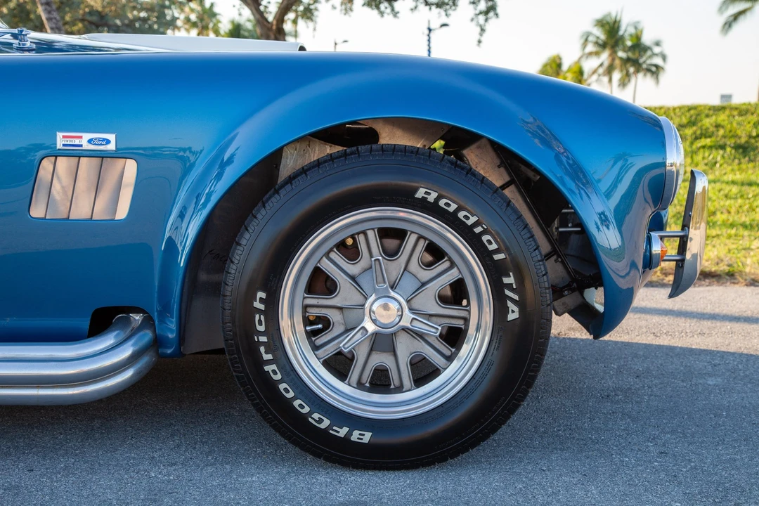 Shelby Cobra Replica - Image 20 of 31