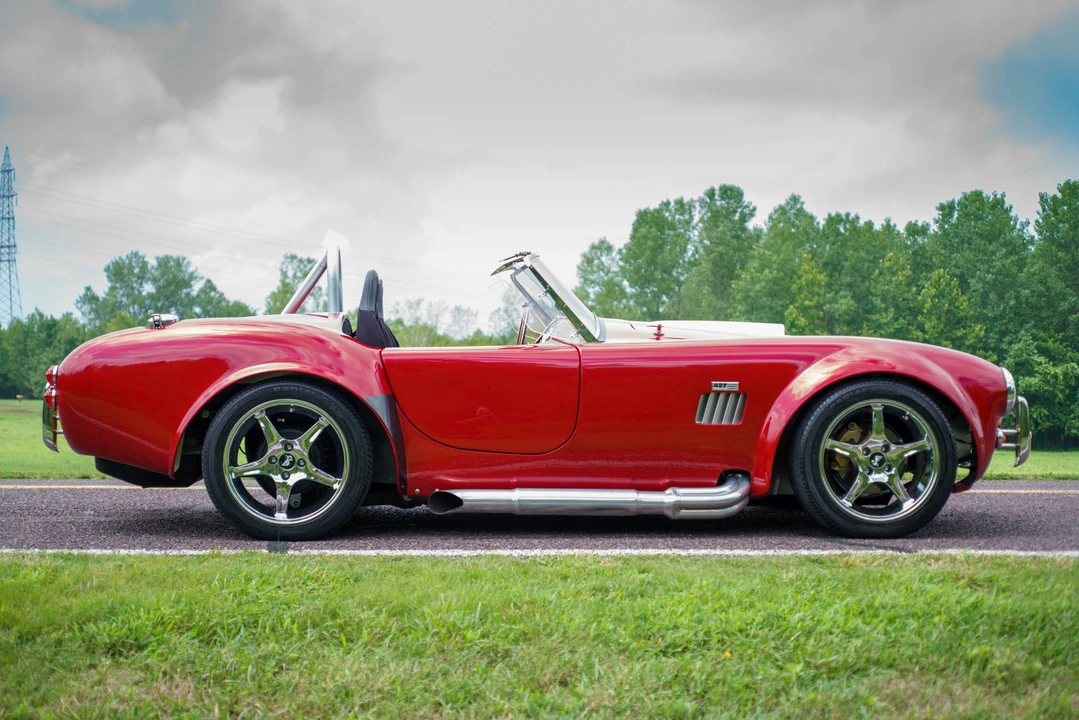 Shelby Cobra Replica - Image 14 of 31