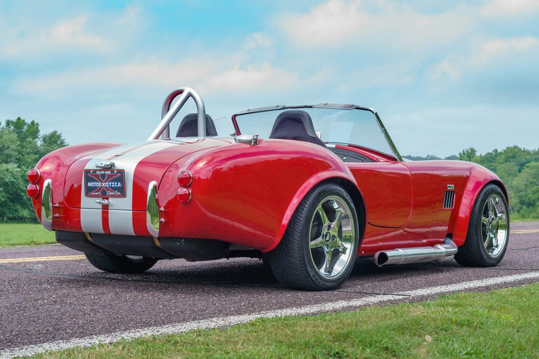 Shelby Cobra Replica - Image 18 of 31